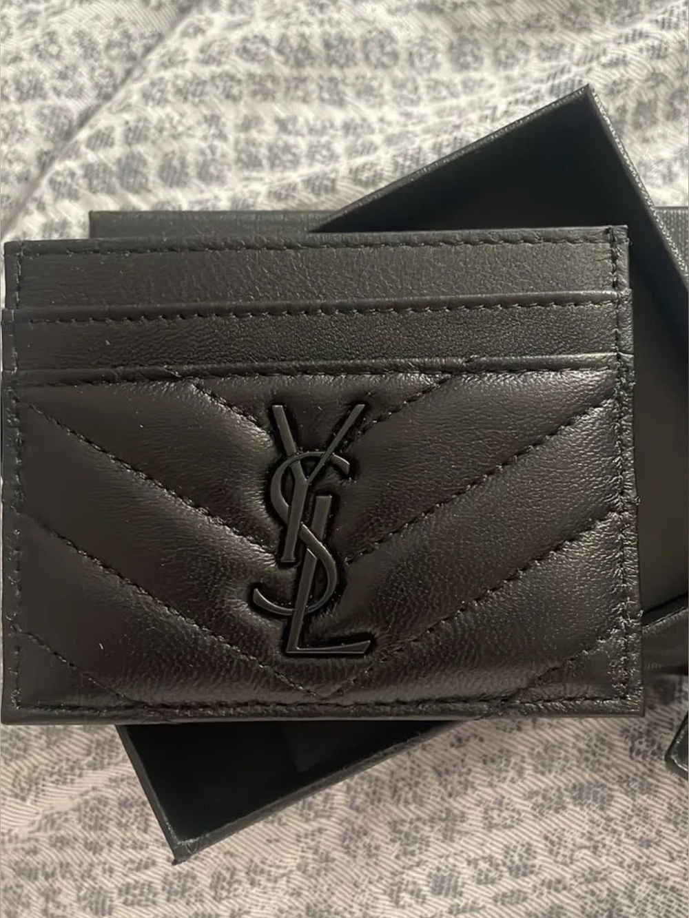 Source Unknown Black Quilted CardHolder